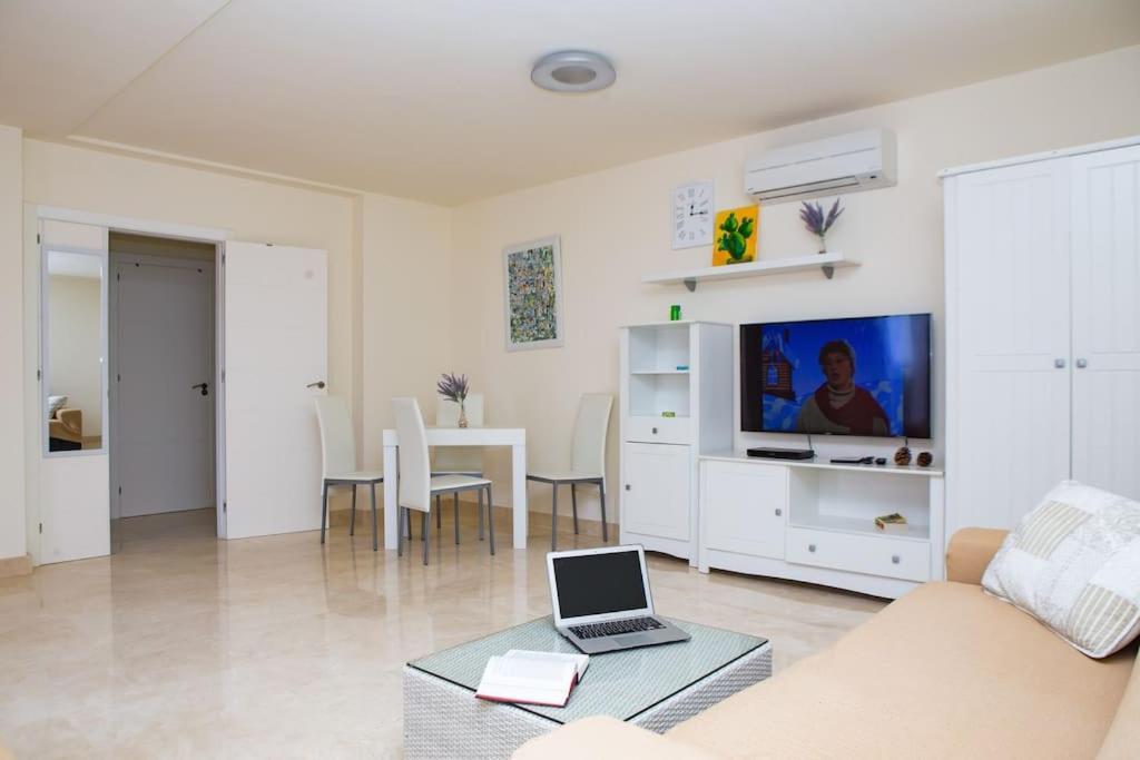 2 Bedrooms Apartment In Magnolia Golf Resort, La Caleta Costa Adeje  Zewnętrze zdjęcie